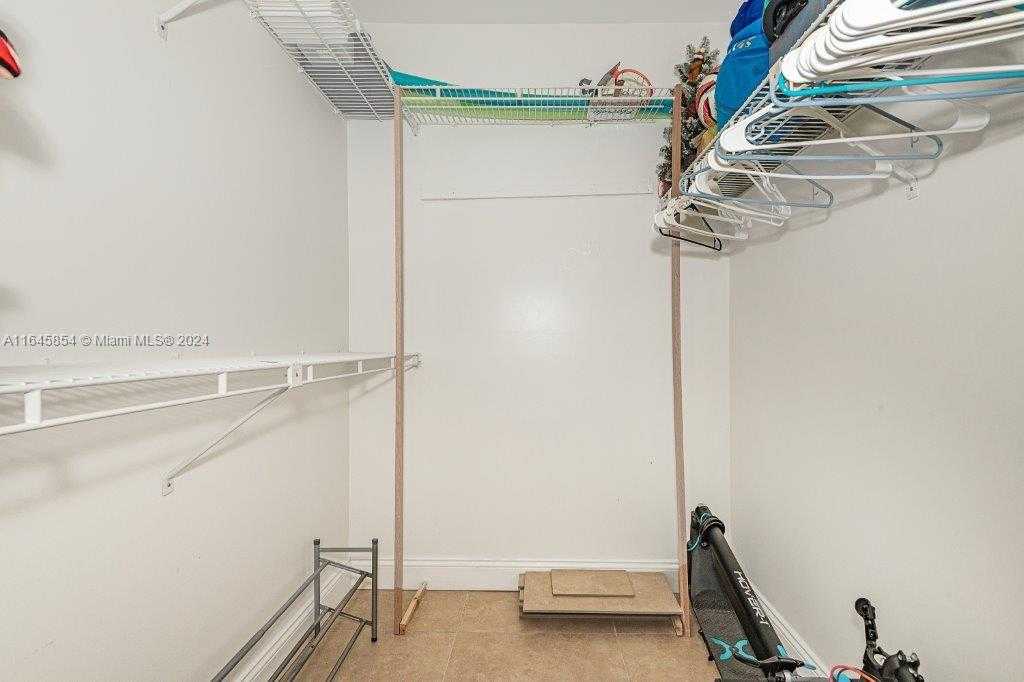 Small Image of 2401 SOUTH OCEAN DR #604, Hollywood Number 20