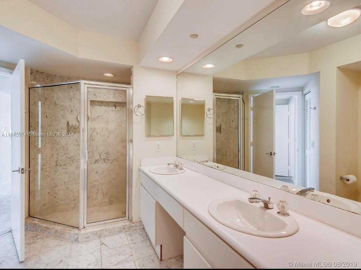 Small Image of 16400 COLLINS AVE #1743, Sunny Isles Beach Number 11