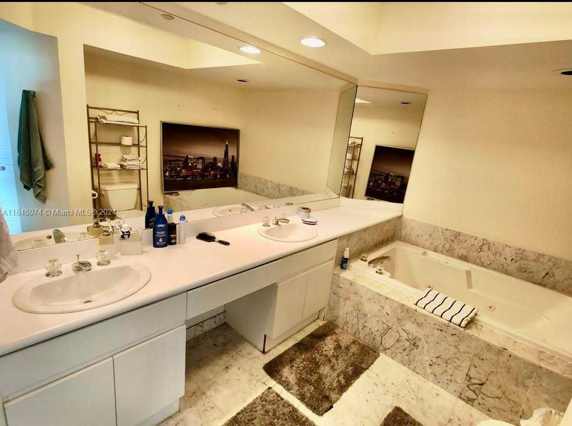 Small Image of 16400 COLLINS AVE #1743, Sunny Isles Beach Number 13