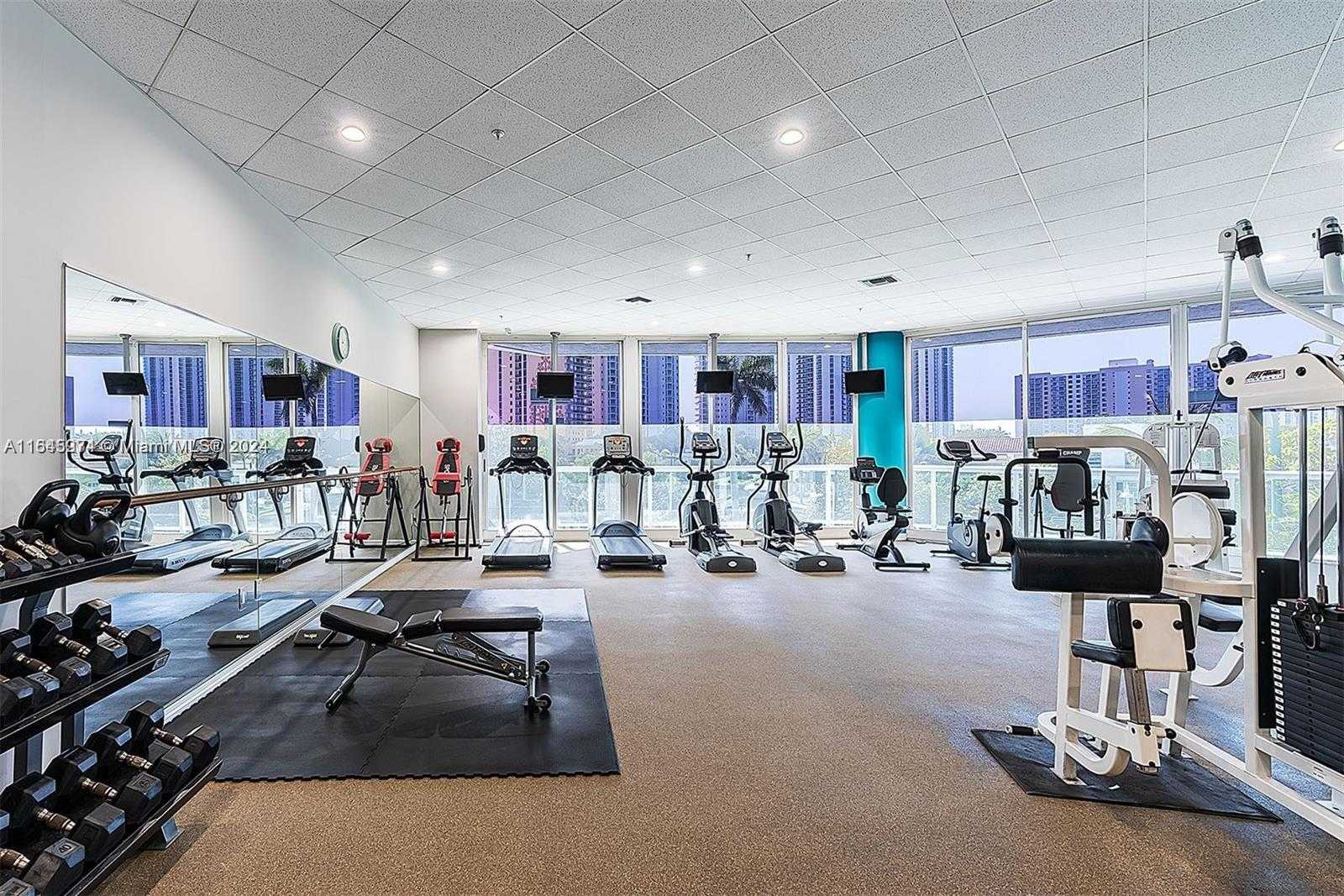 Small Image of 16400 COLLINS AVE #1743, Sunny Isles Beach Number 17