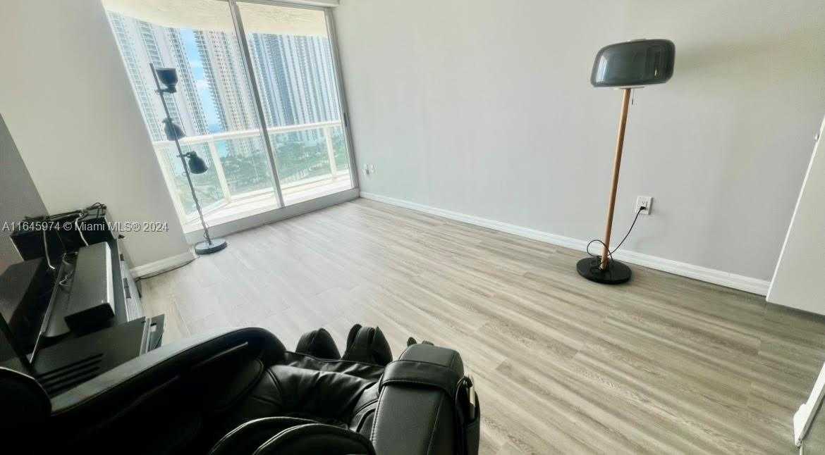 Small Image of 16400 COLLINS AVE #1743, Sunny Isles Beach Number 28