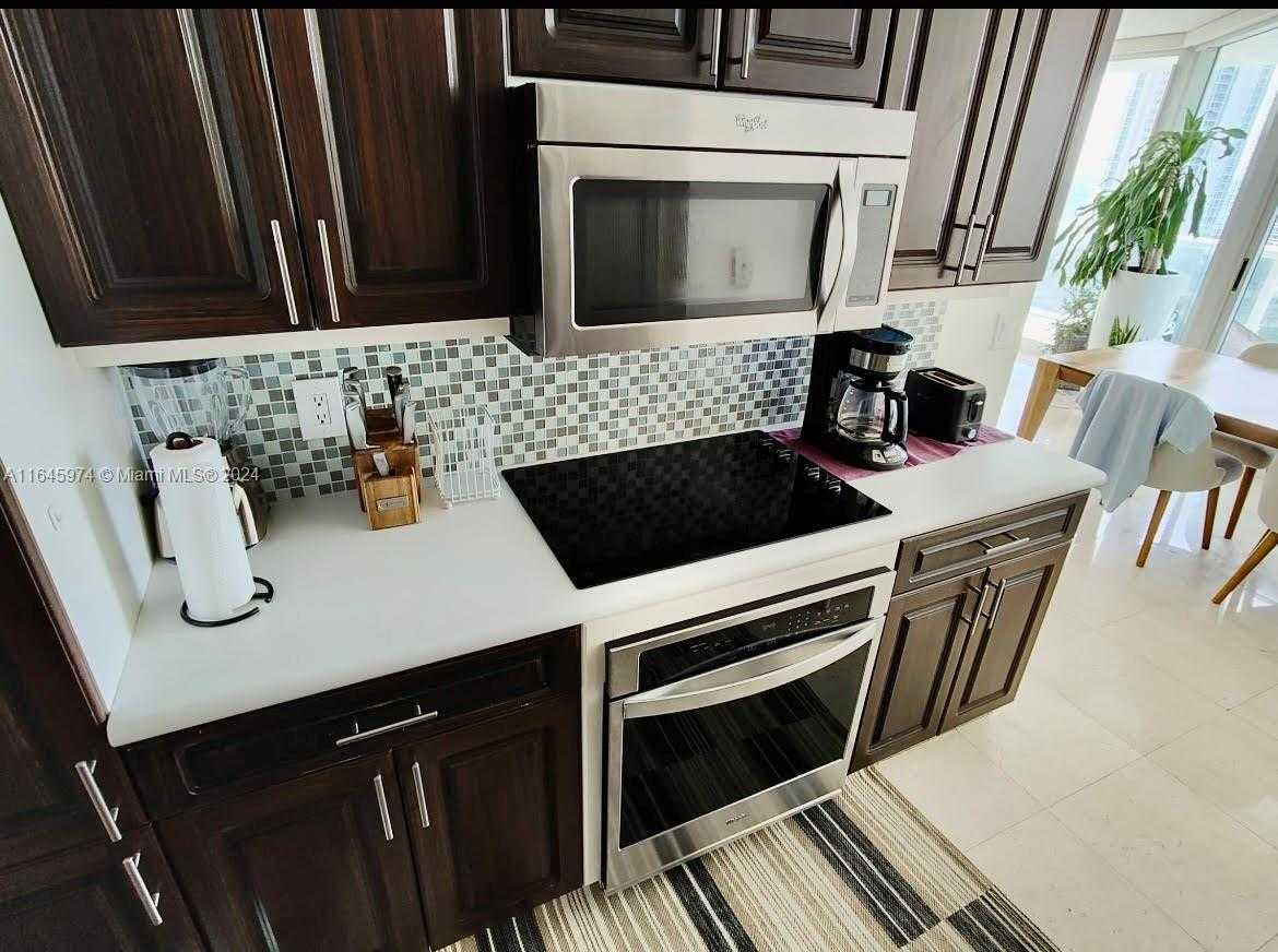 Small Image of 16400 COLLINS AVE #1743, Sunny Isles Beach Number 6