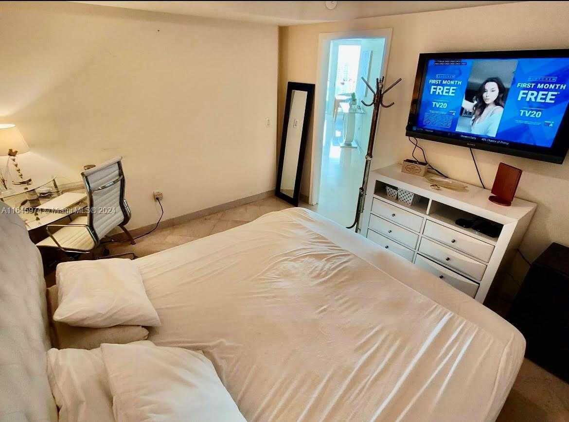 Small Image of 16400 COLLINS AVE #1743, Sunny Isles Beach Number 8