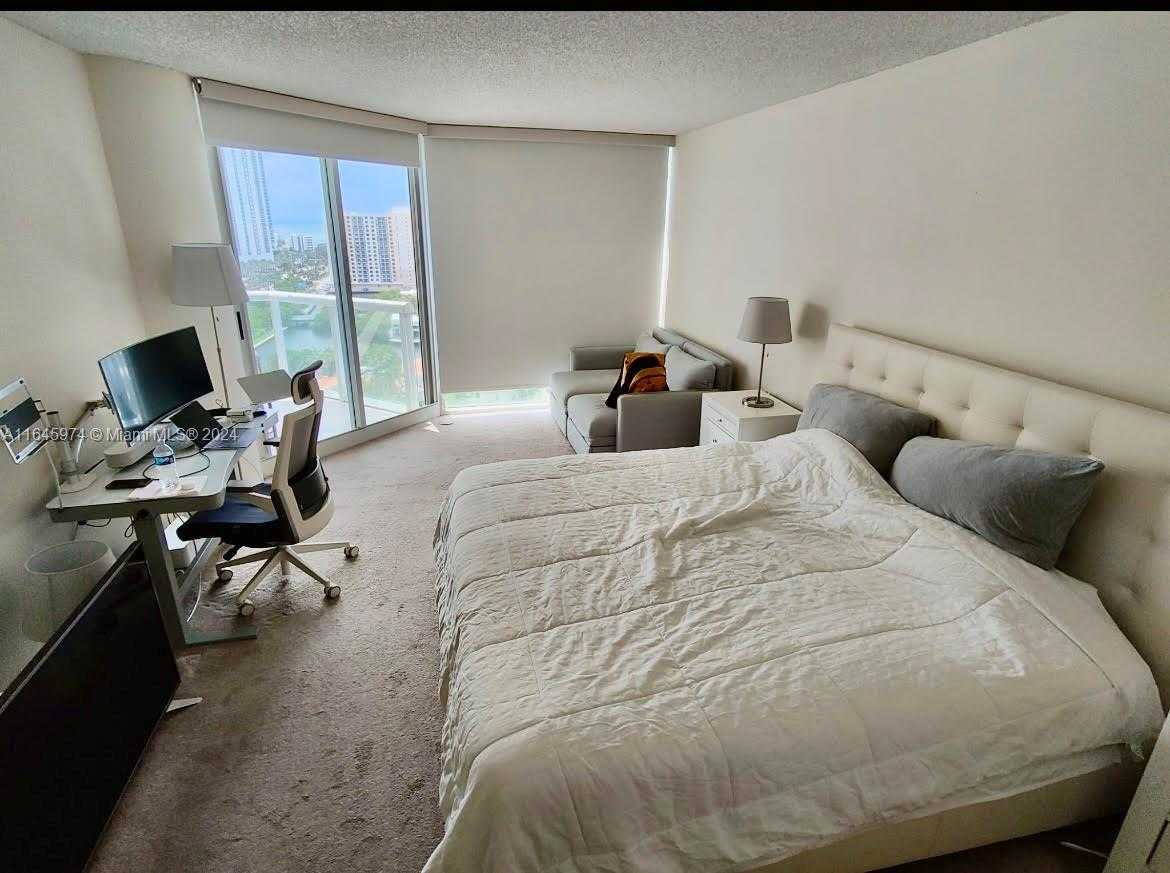Small Image of 16400 COLLINS AVE #1743, Sunny Isles Beach Number 9