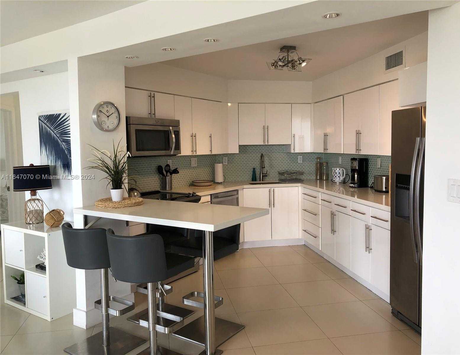 Small Image of 5151 COLLINS AVE #923, Miami Beach Number 5