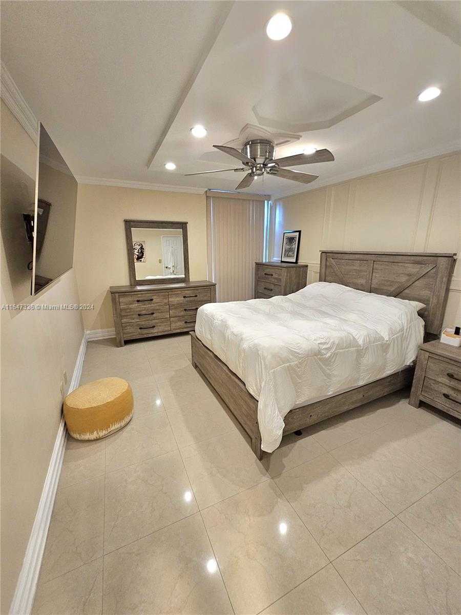 Small Image of 210 172ND ST #327, Sunny Isles Beach Number 13