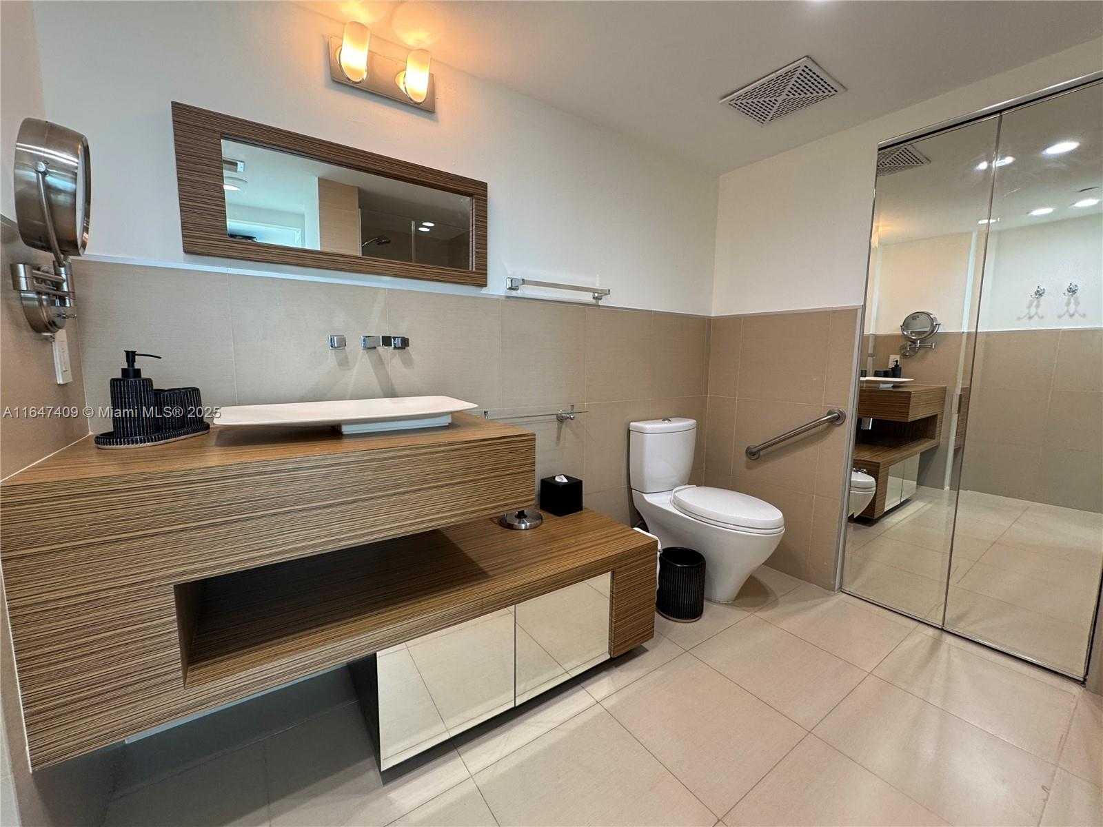 Small Image of 2101 BRICKELL AVE #1512, Miami Number 15