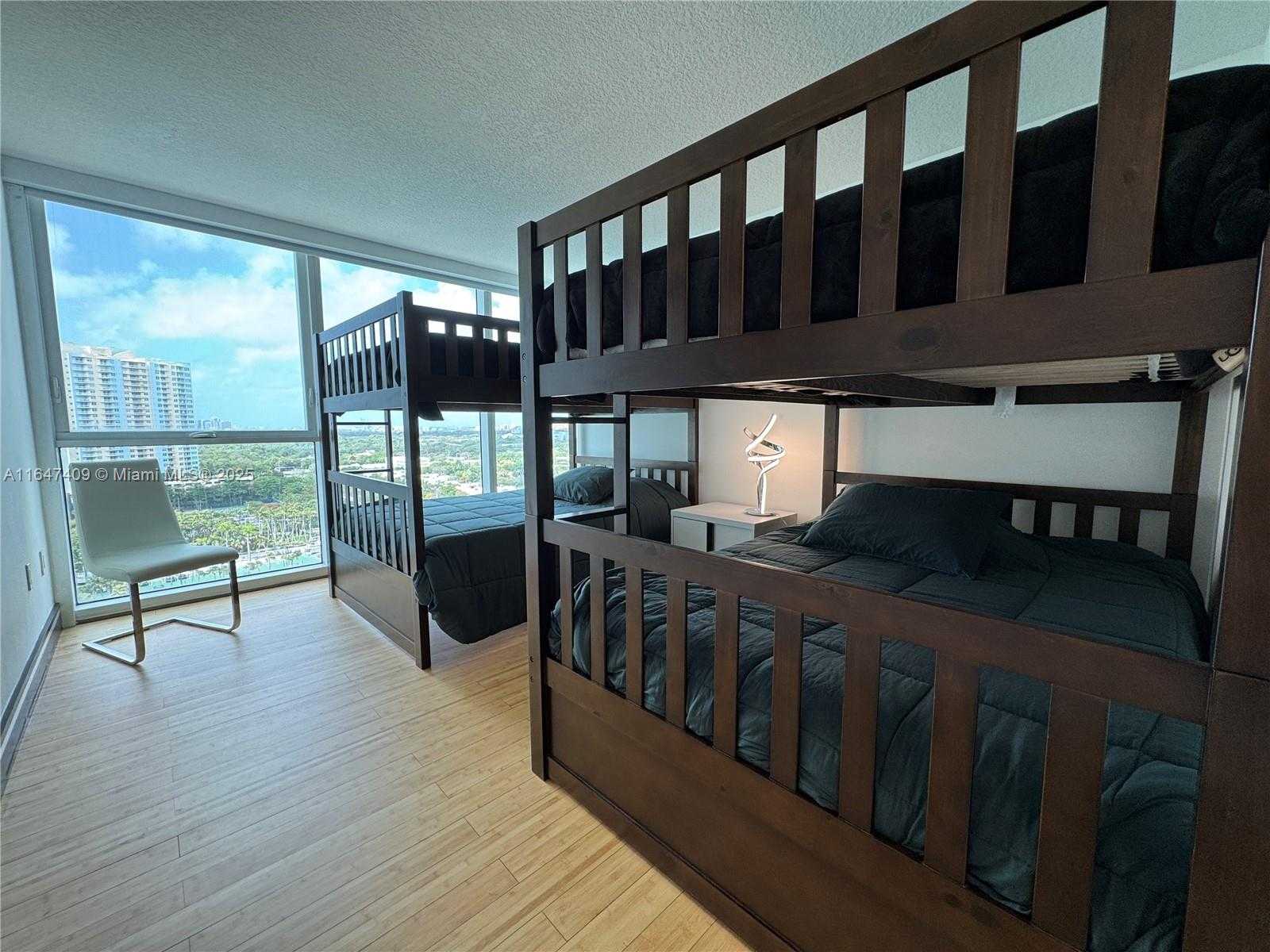 Small Image of 2101 BRICKELL AVE #1512, Miami Number 17