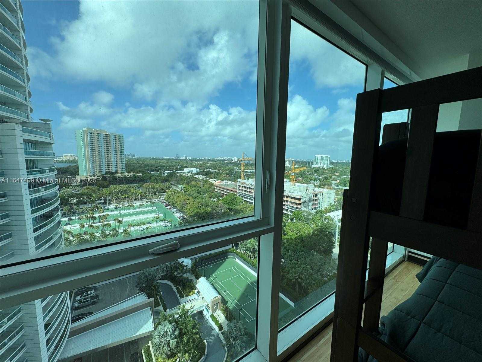Small Image of 2101 BRICKELL AVE #1512, Miami Number 19