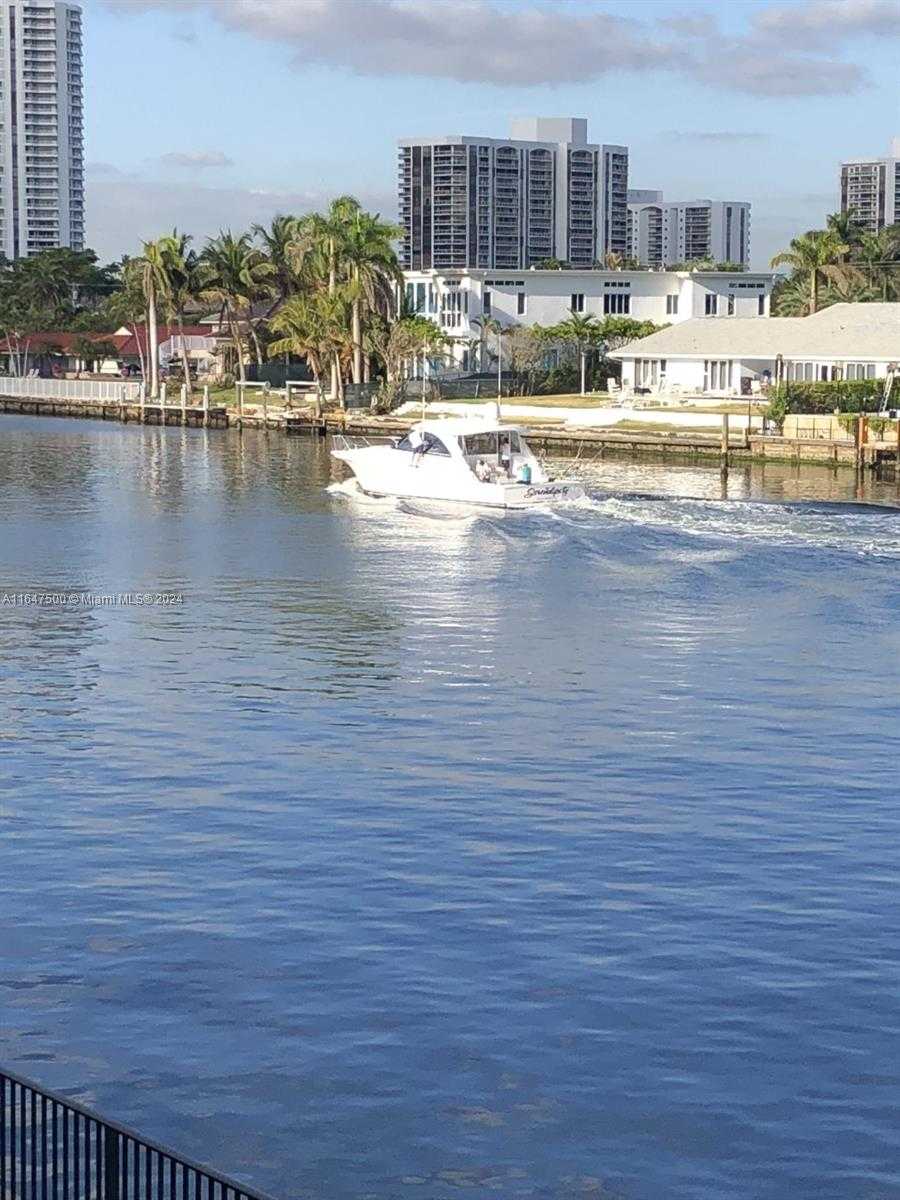 Small Image of 2017 SOUTH OCEAN DR #704, Hallandale Beach Number 24