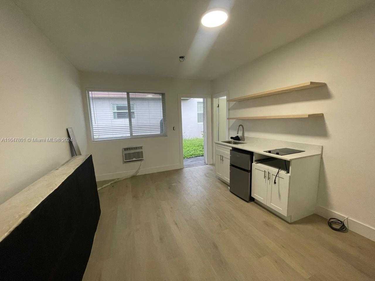Small Image of 800 NORTH FEDERAL HWY #5, Hollywood Number 25