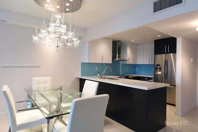 Small Image of 2301 COLLINS AVE #617, Miami Beach Number 3