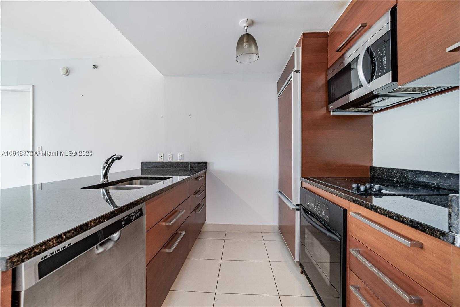Small Image of 1800 SOUTH OCEAN DR #409, Hallandale Beach Number 11