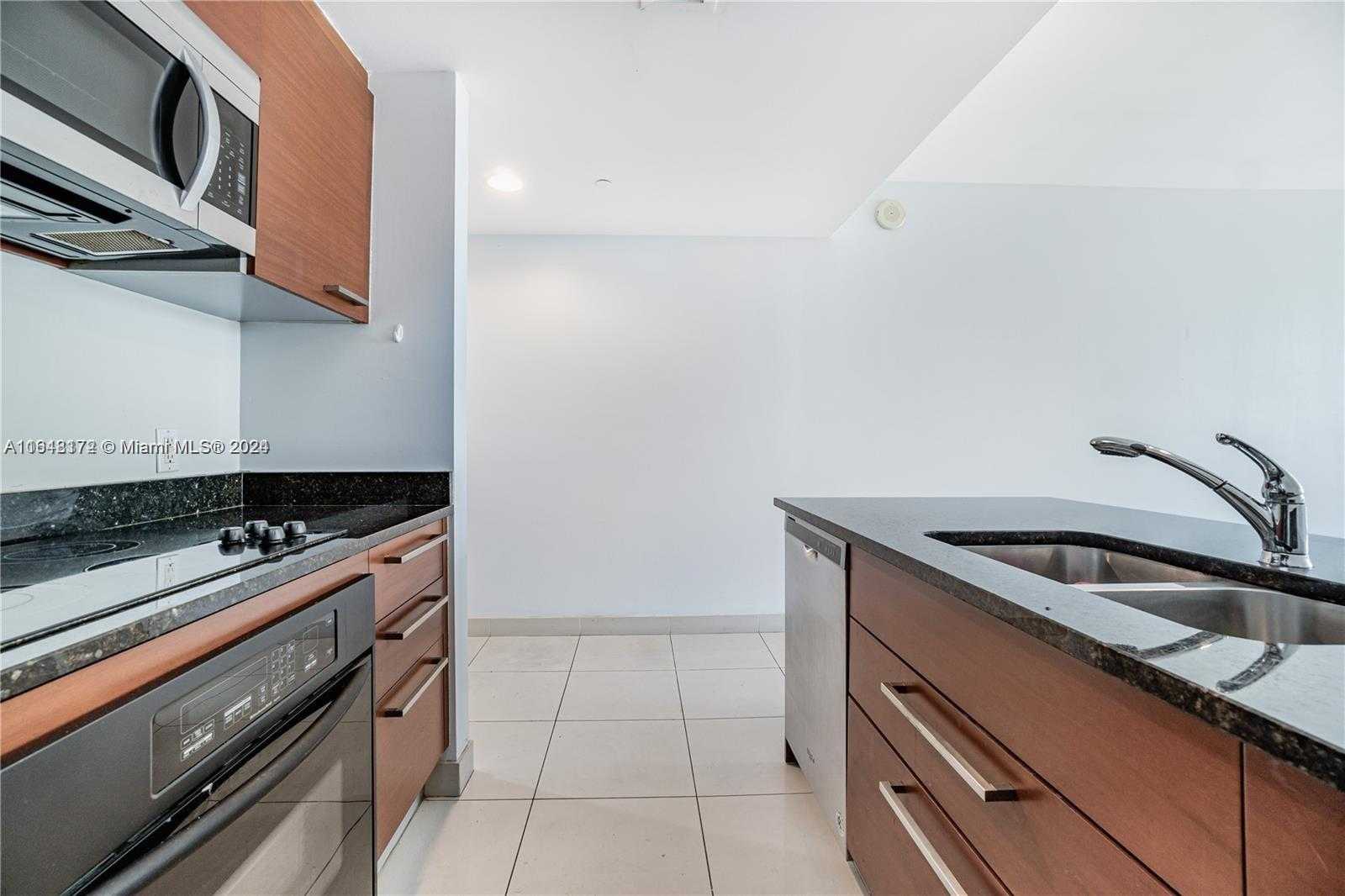 Small Image of 1800 SOUTH OCEAN DR #409, Hallandale Beach Number 12