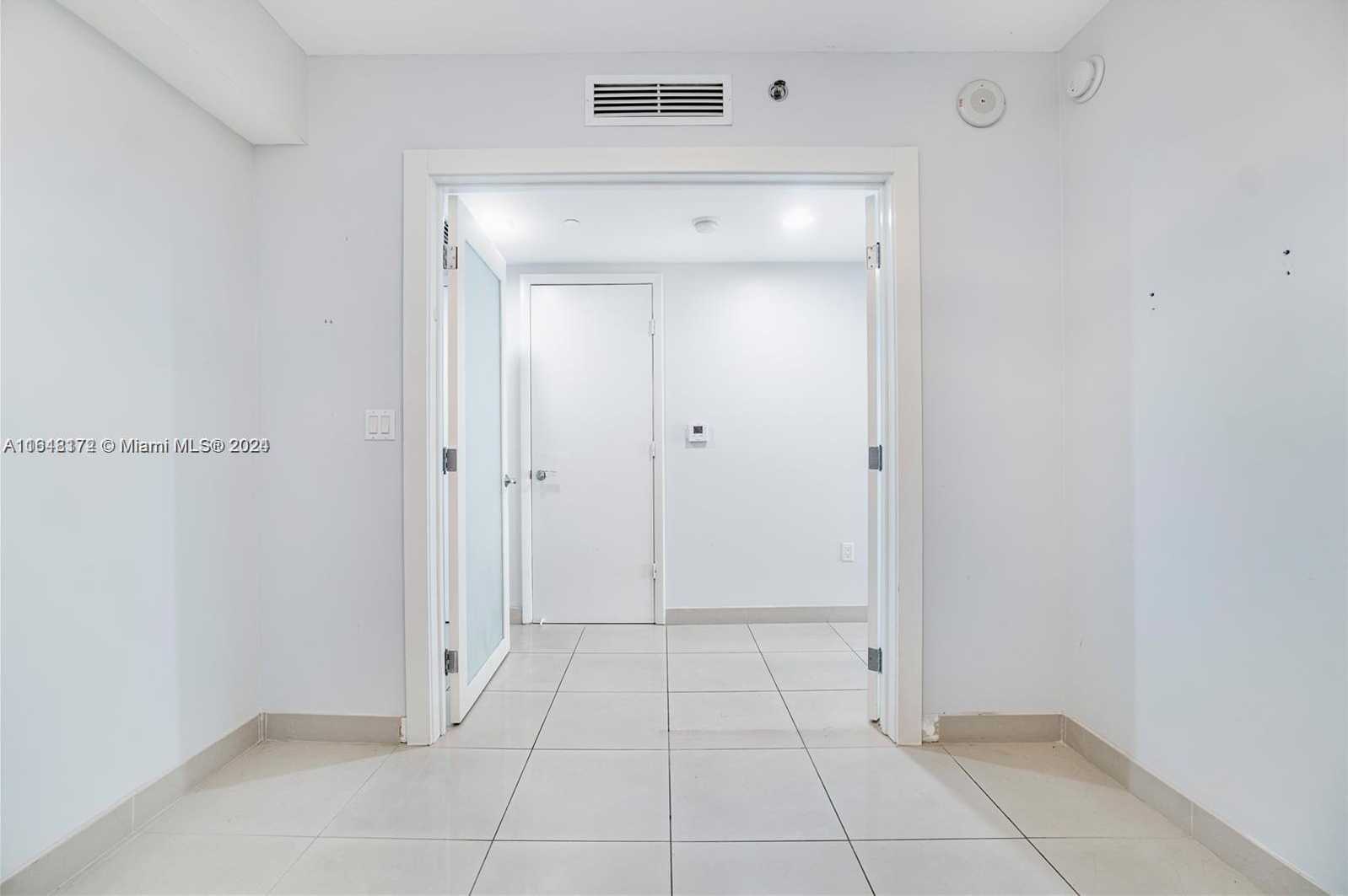 Small Image of 1800 SOUTH OCEAN DR #409, Hallandale Beach Number 23