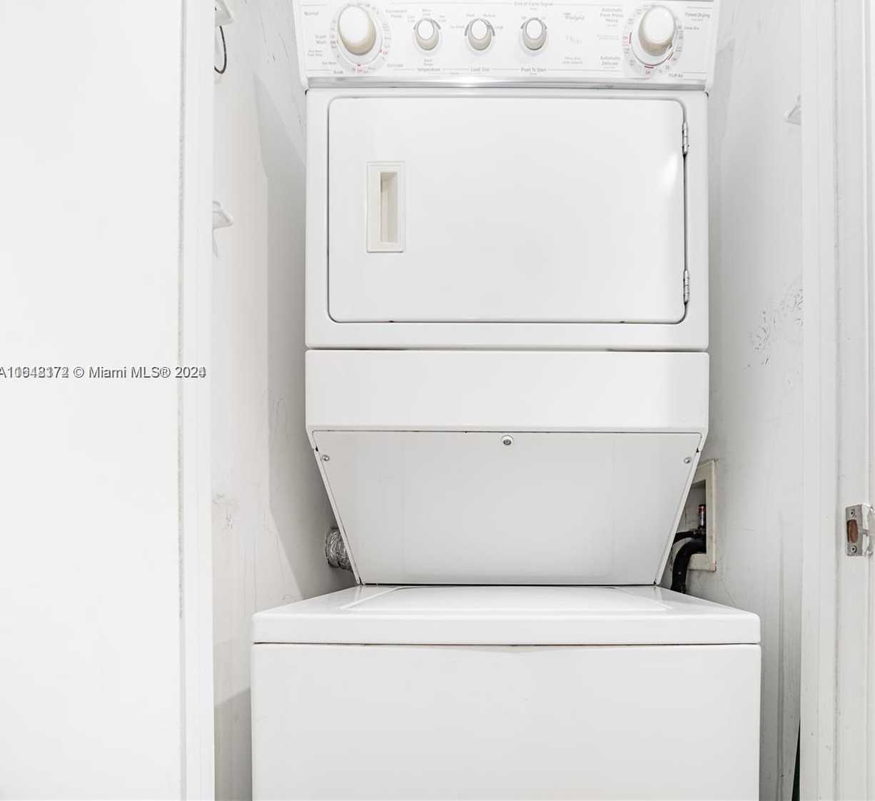 Small Image of 1800 SOUTH OCEAN DR #409, Hallandale Beach Number 54