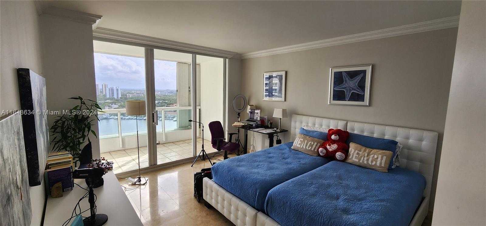Small Image of 21205 YACHT CLUB DR #2005, Aventura Number 10