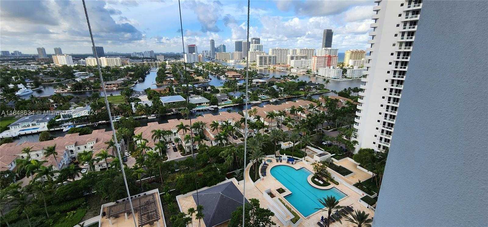 Small Image of 21205 YACHT CLUB DR #2005, Aventura Number 12