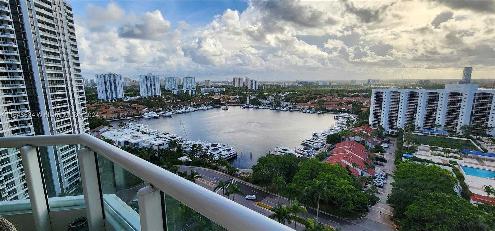 Small Image of 21205 YACHT CLUB DR #2005, Aventura Number 5