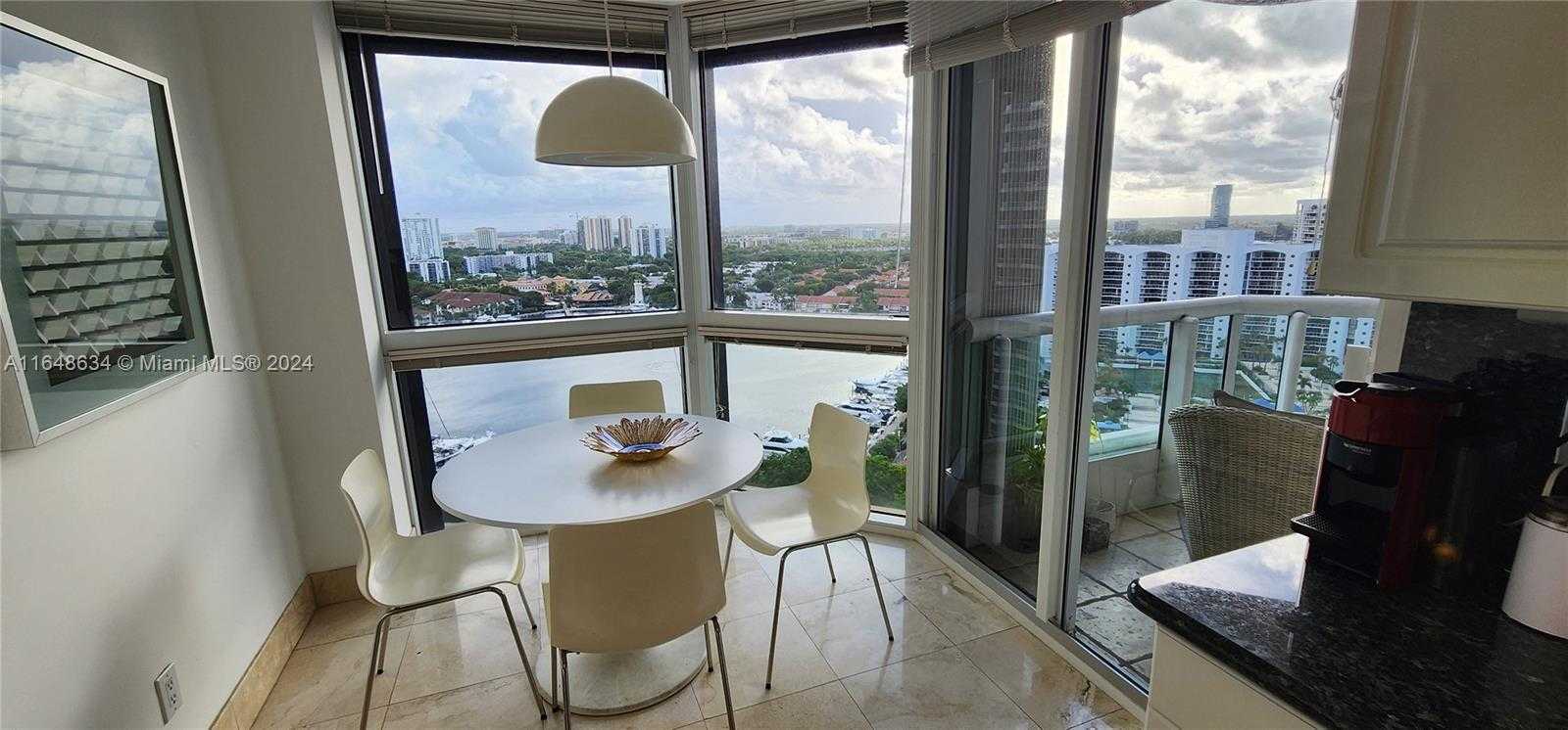 Small Image of 21205 YACHT CLUB DR #2005, Aventura Number 7