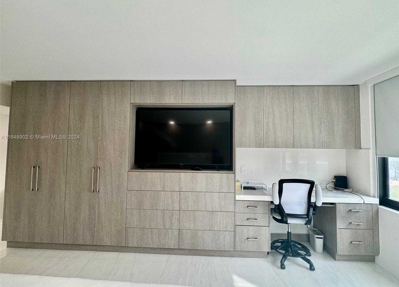 Small Image of 9801 COLLINS AVE #5U, Bal Harbour Number 25