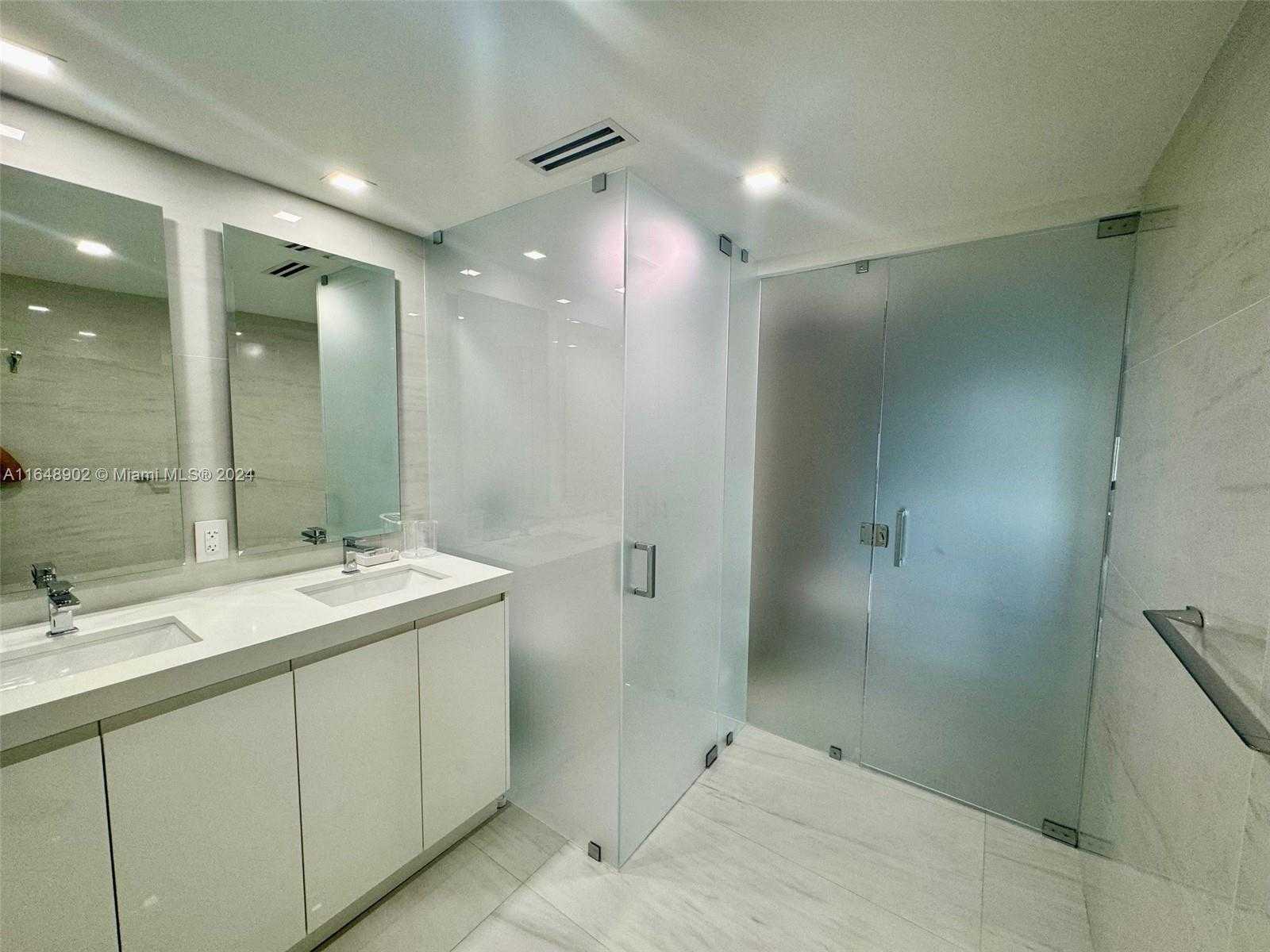 Small Image of 9801 COLLINS AVE #5U, Bal Harbour Number 29