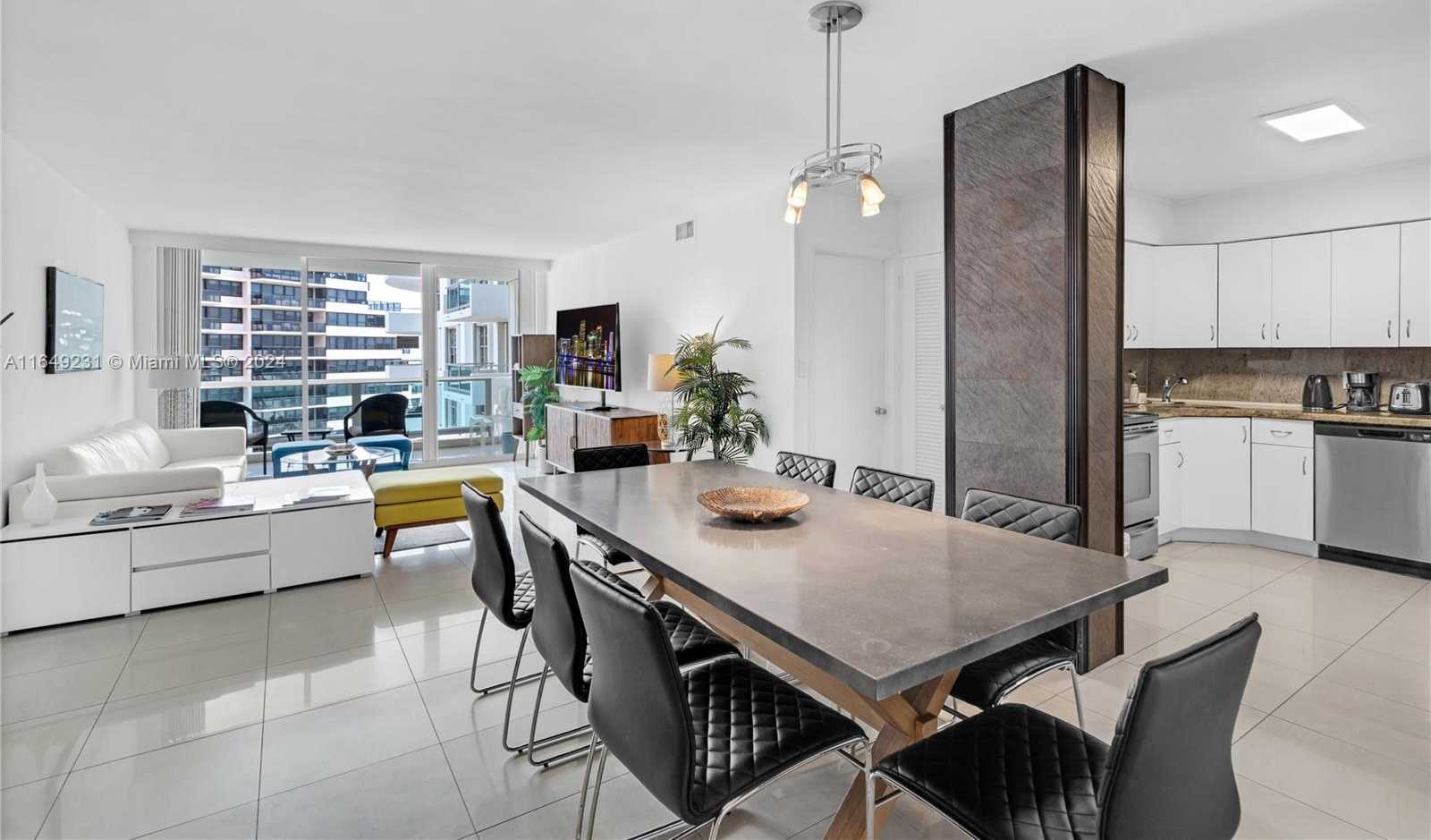 Small Image of 5161 COLLINS AVE #1101, Miami Beach Number 18