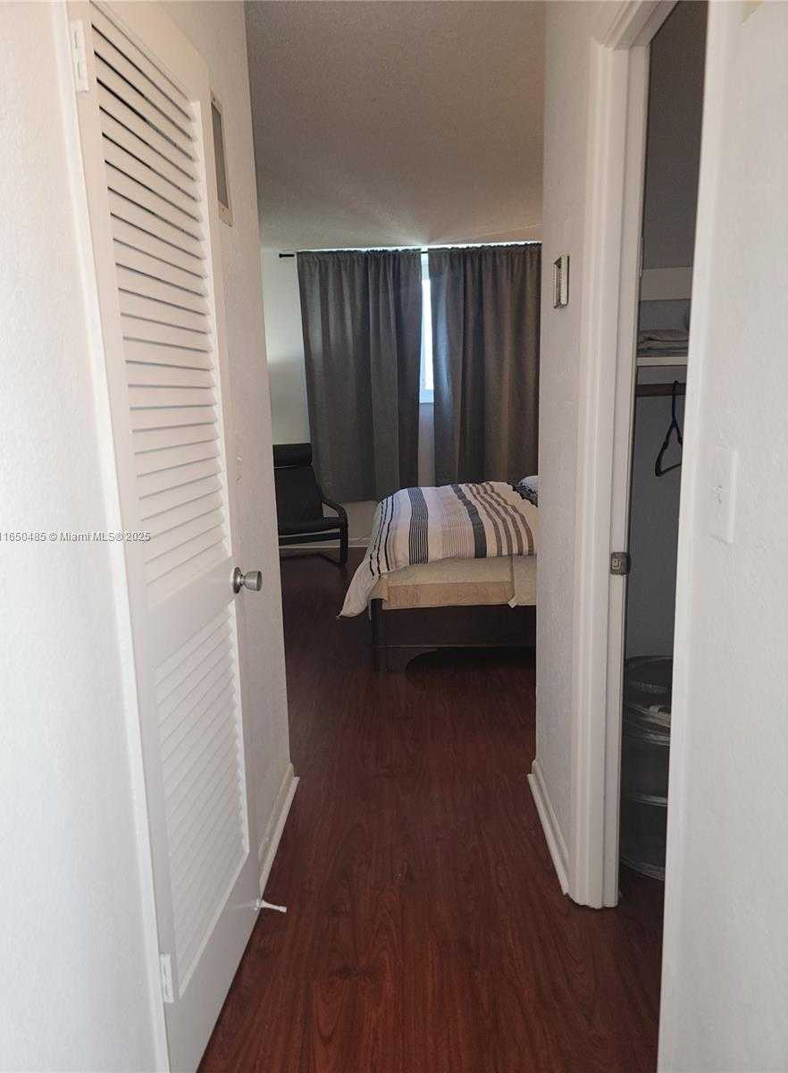 Small Image of 19380 COLLINS AVE #1207, Sunny Isles Beach Number 14
