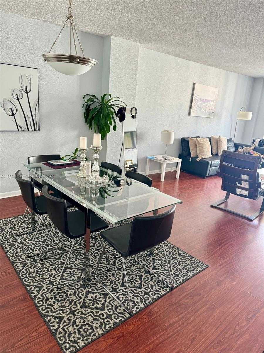 Small Image of 19380 COLLINS AVE #1207, Sunny Isles Beach Number 3