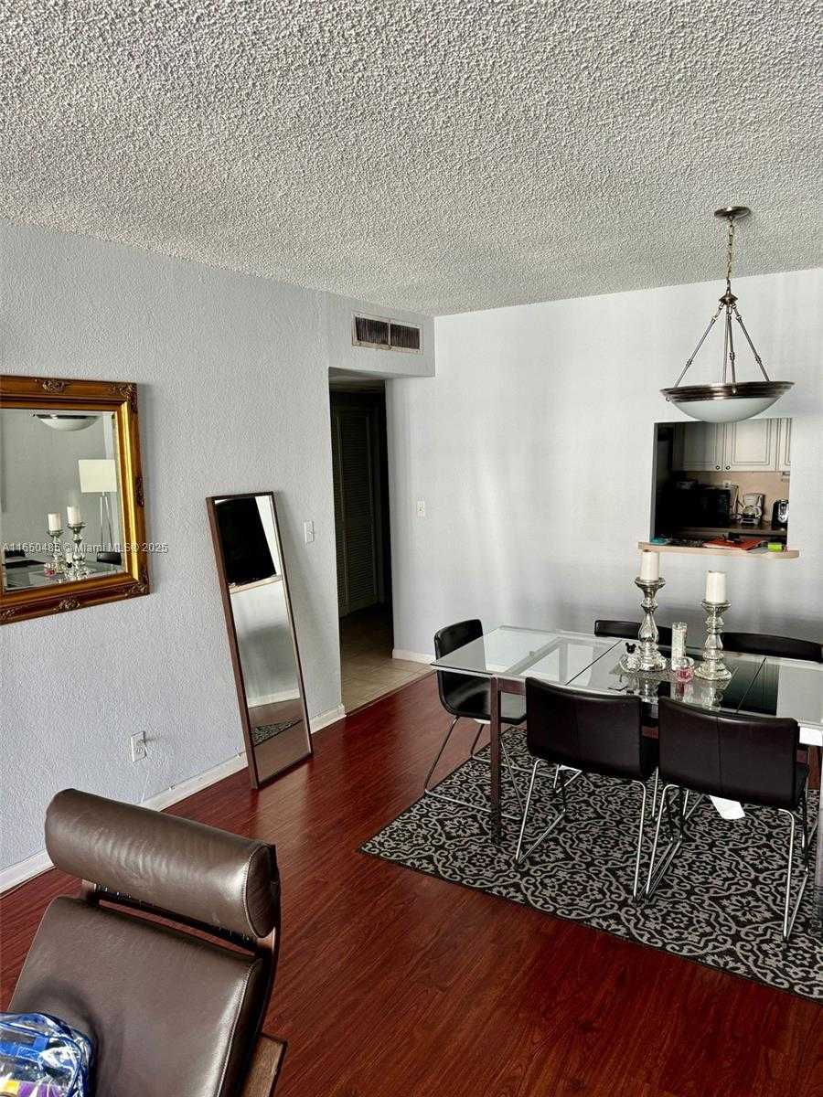 Small Image of 19380 COLLINS AVE #1207, Sunny Isles Beach Number 5