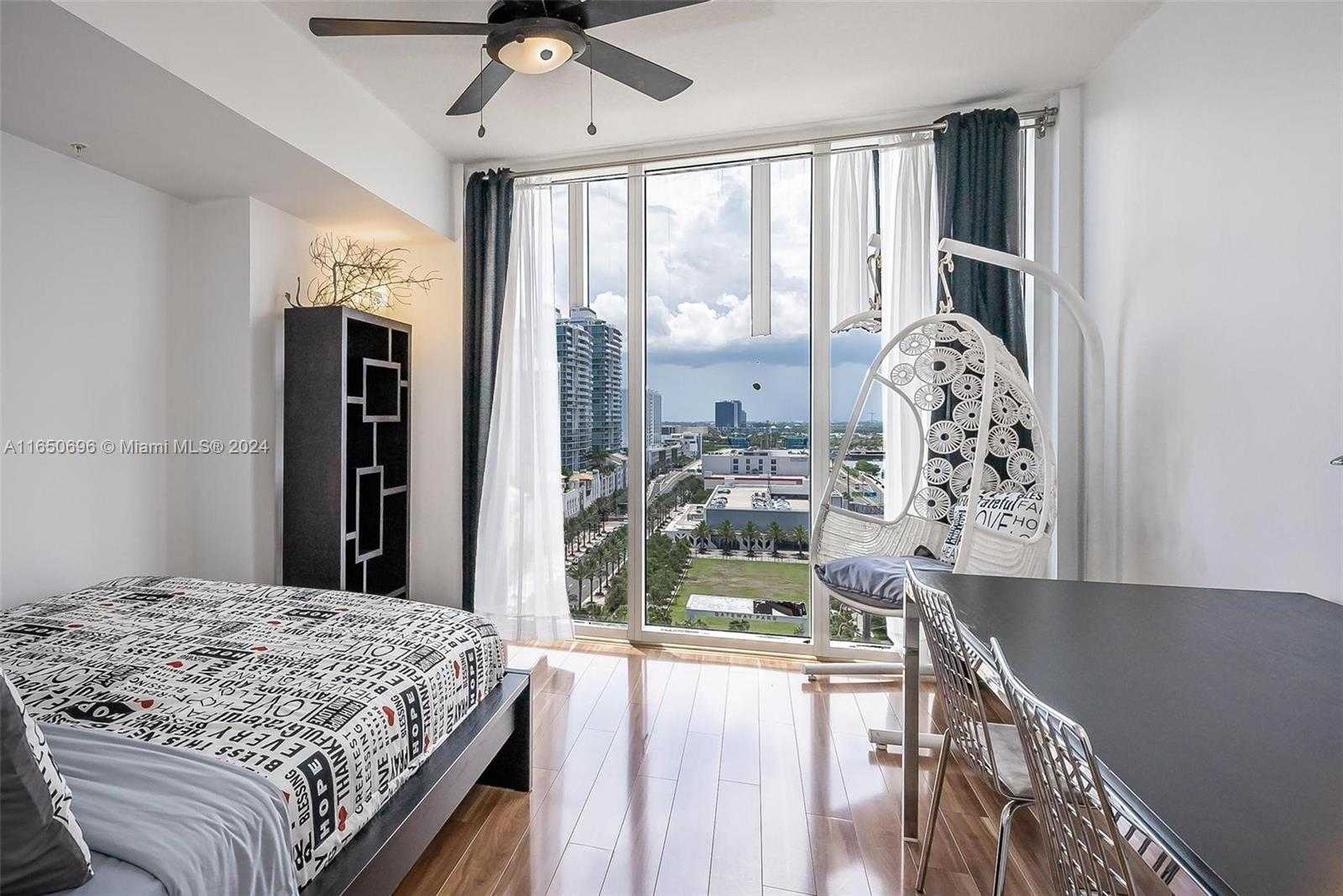 Small Image of 16699 COLLINS AVE #1507, Sunny Isles Beach Number 13