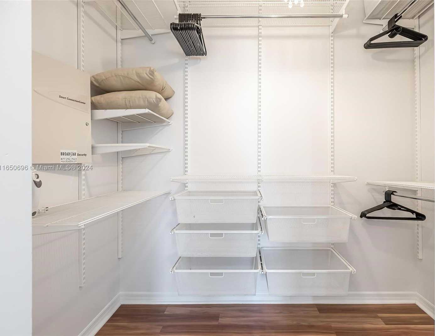 Small Image of 16699 COLLINS AVE #1507, Sunny Isles Beach Number 16
