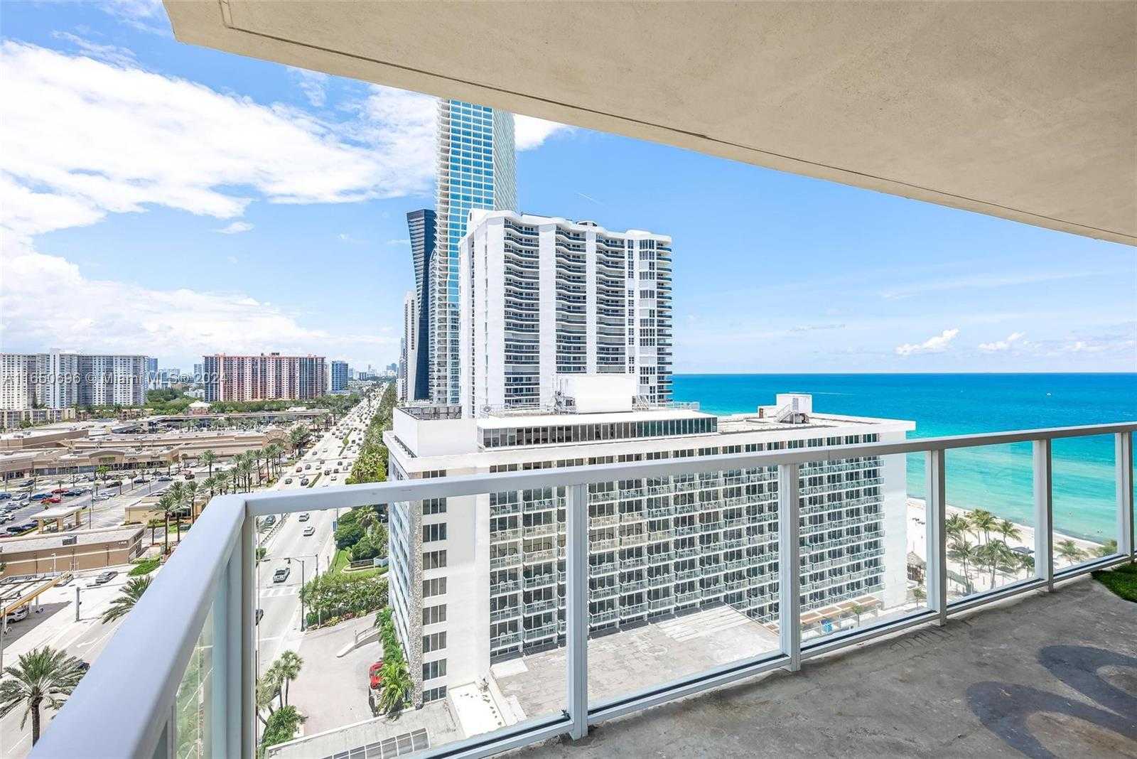 Small Image of 16699 COLLINS AVE #1507, Sunny Isles Beach Number 4
