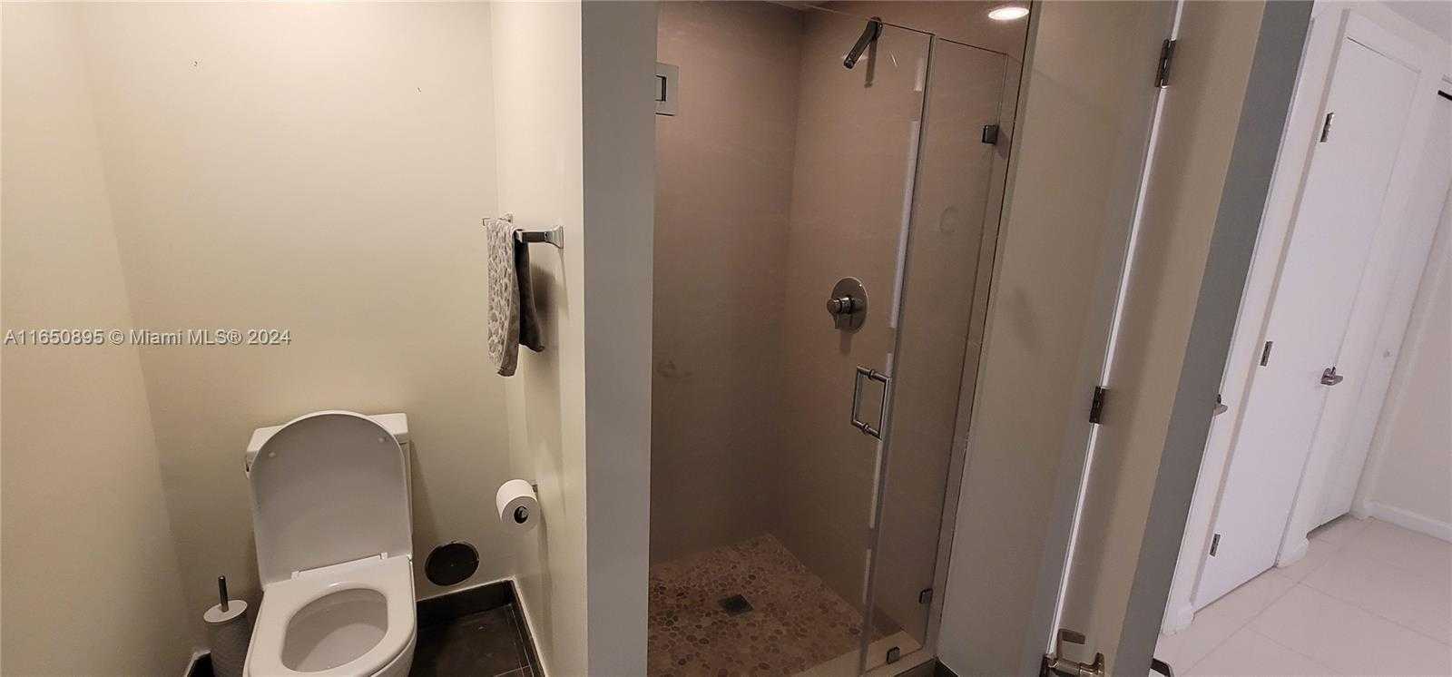 Small Image of 495 BRICKELL AVE #420, Miami Number 17