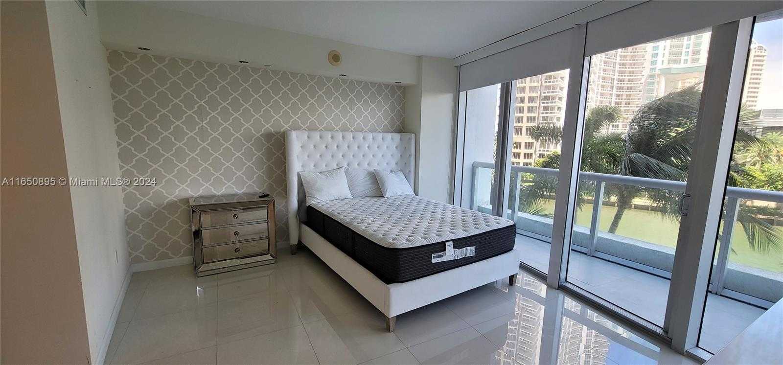 Small Image of 495 BRICKELL AVE #420, Miami Number 30