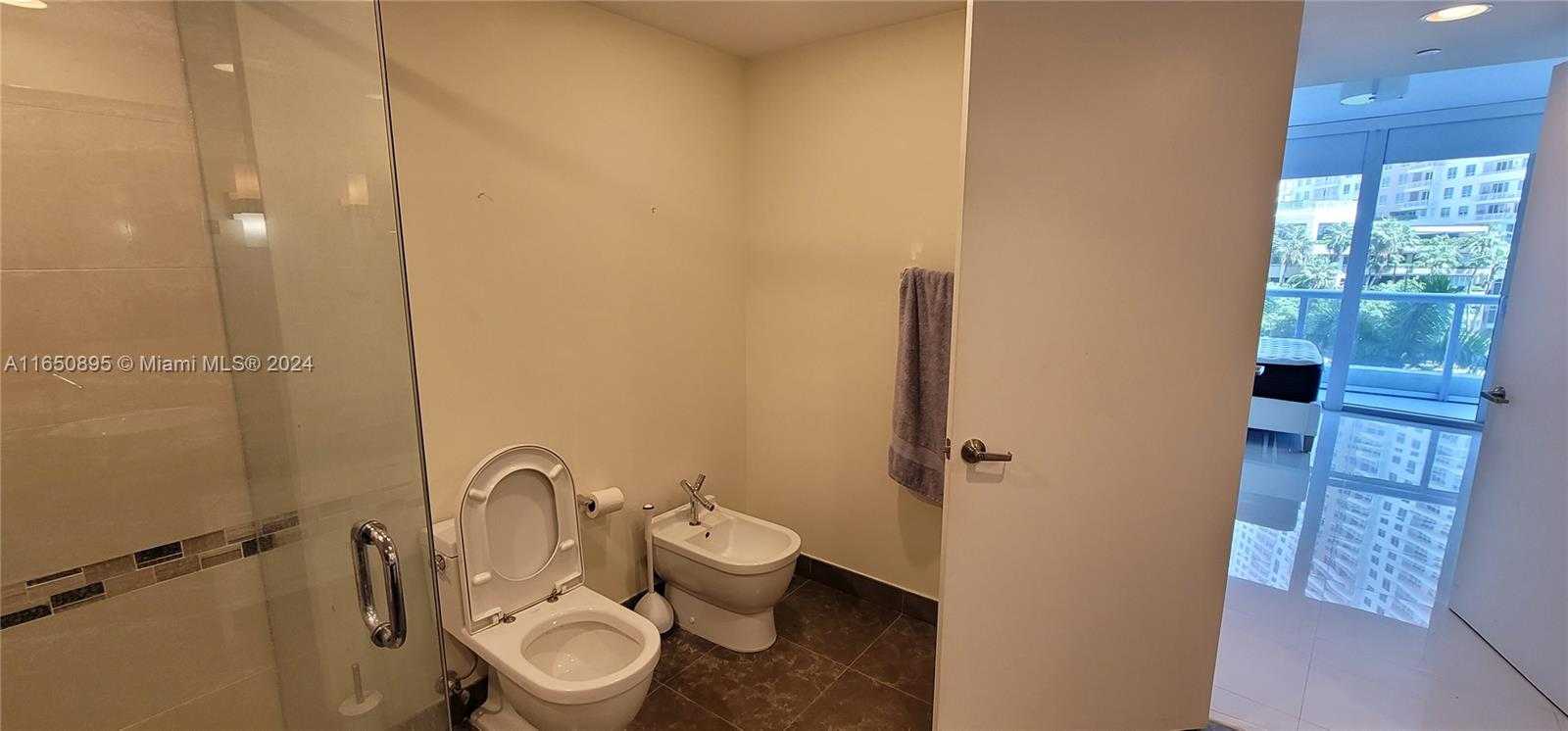 Small Image of 495 BRICKELL AVE #420, Miami Number 48