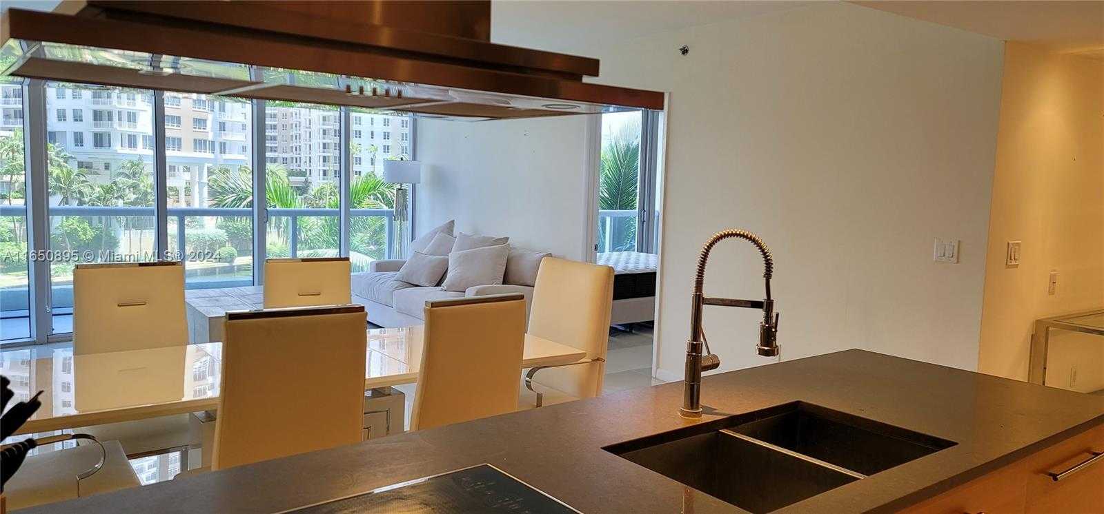 Small Image of 495 BRICKELL AVE #420, Miami Number 7