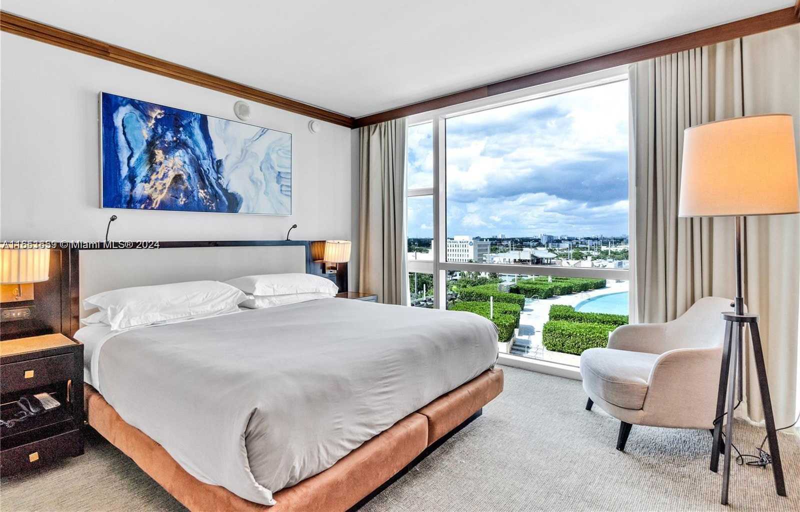 Small Image of 6801 COLLINS AVE #818, Miami Beach Number 8