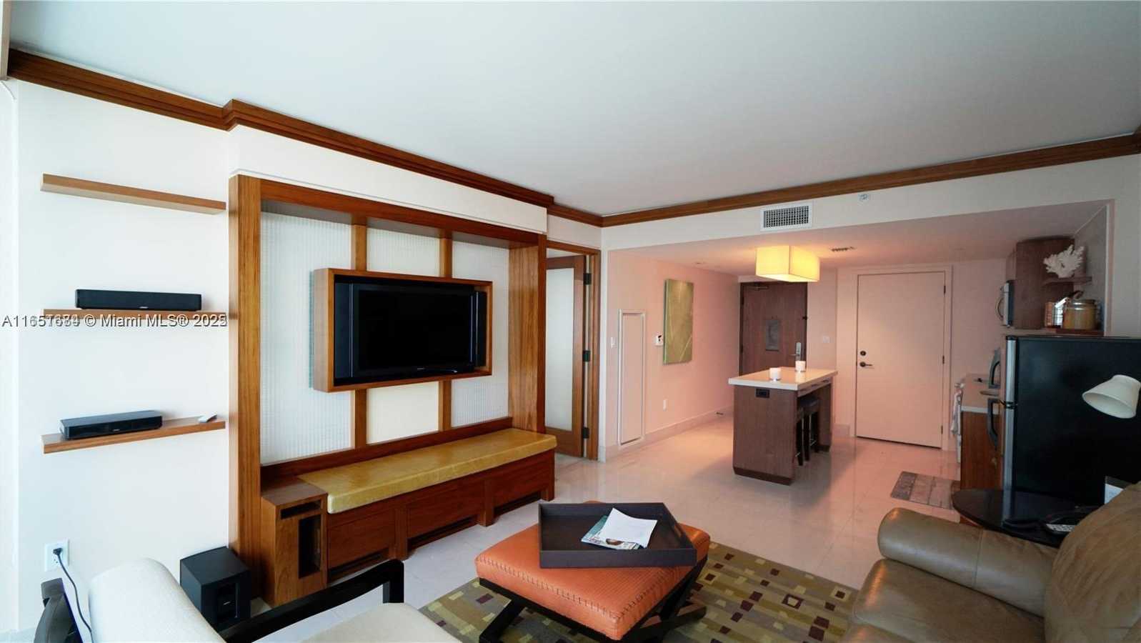 Small Image of 6801 COLLINS AVE #710, Miami Beach Number 10