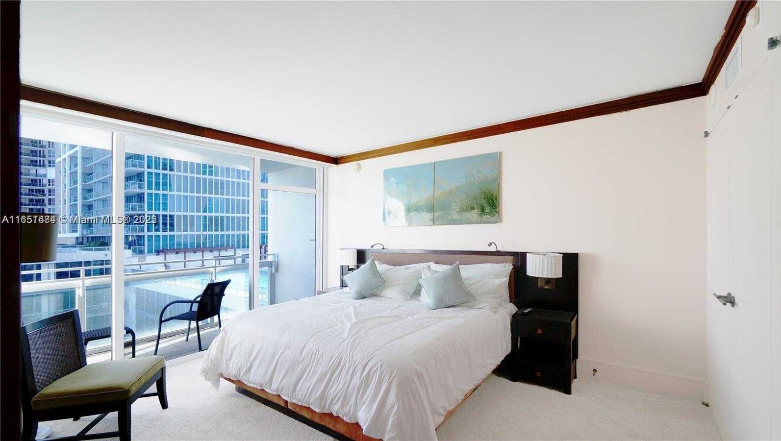 Small Image of 6801 COLLINS AVE #710, Miami Beach Number 2