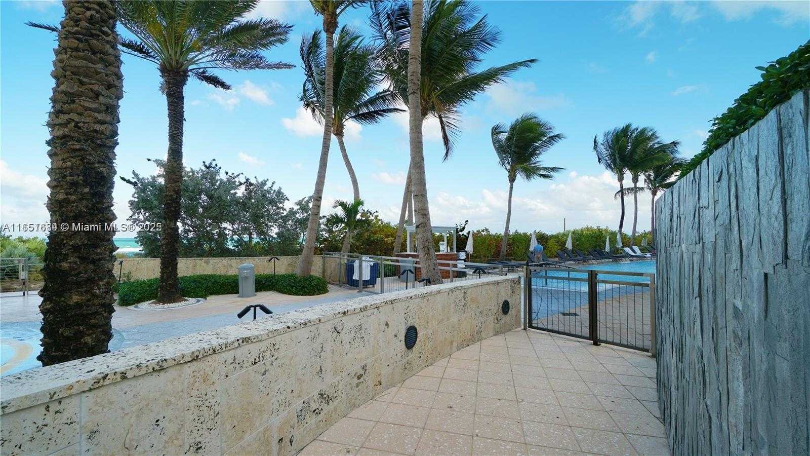 Small Image of 6801 COLLINS AVE #710, Miami Beach Number 20