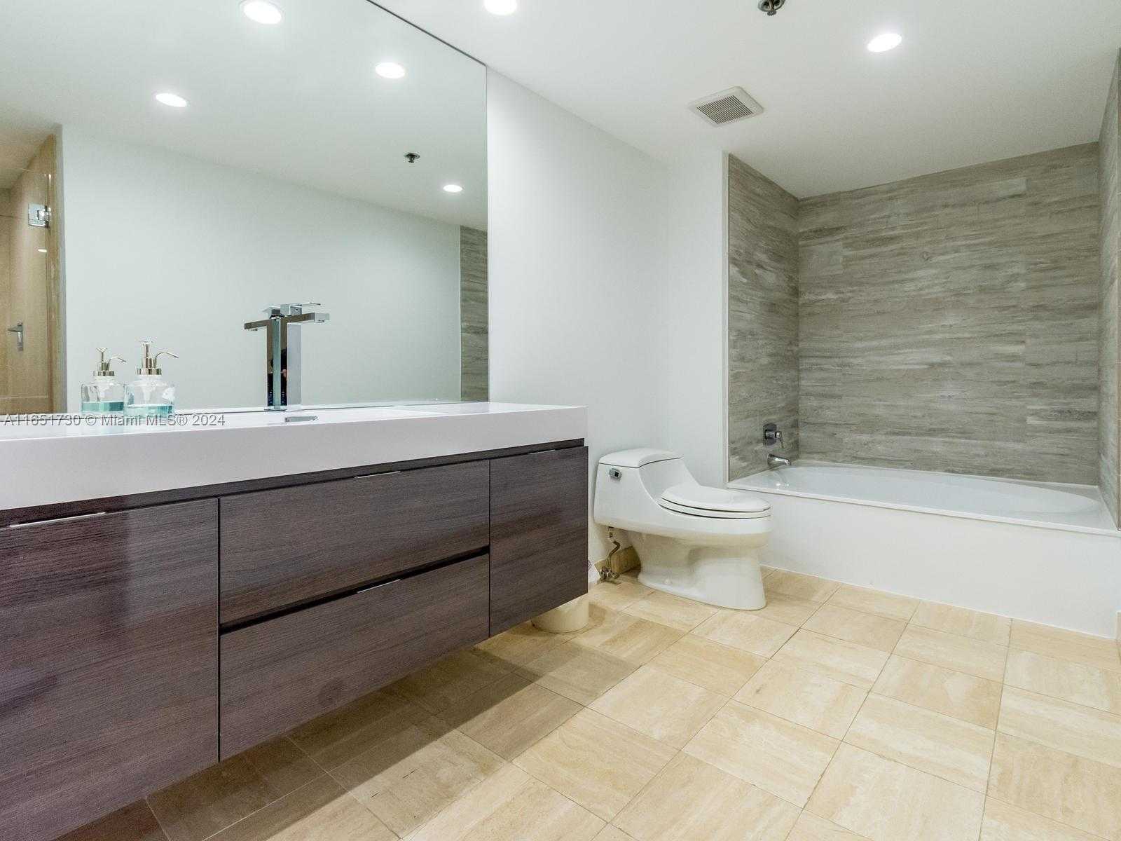 Small Image of 1201 SOUTH OCEAN DR #2001N, Hollywood Number 8