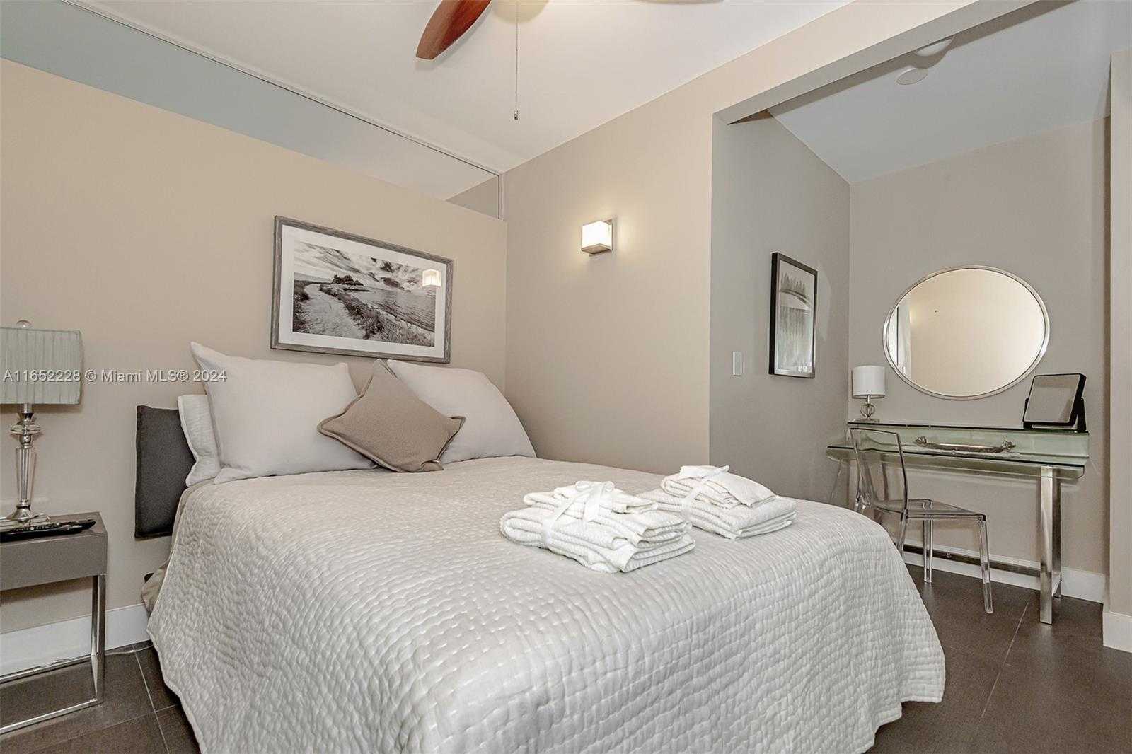 Small Image of 2301 COLLINS AVE #1216, Miami Beach Number 23