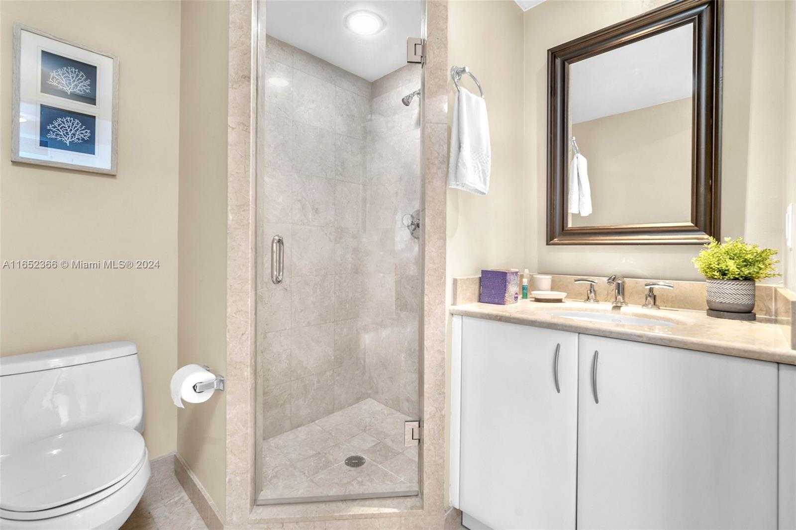 Small Image of 1331 BRICKELL BAY DR #3609, Miami Number 14
