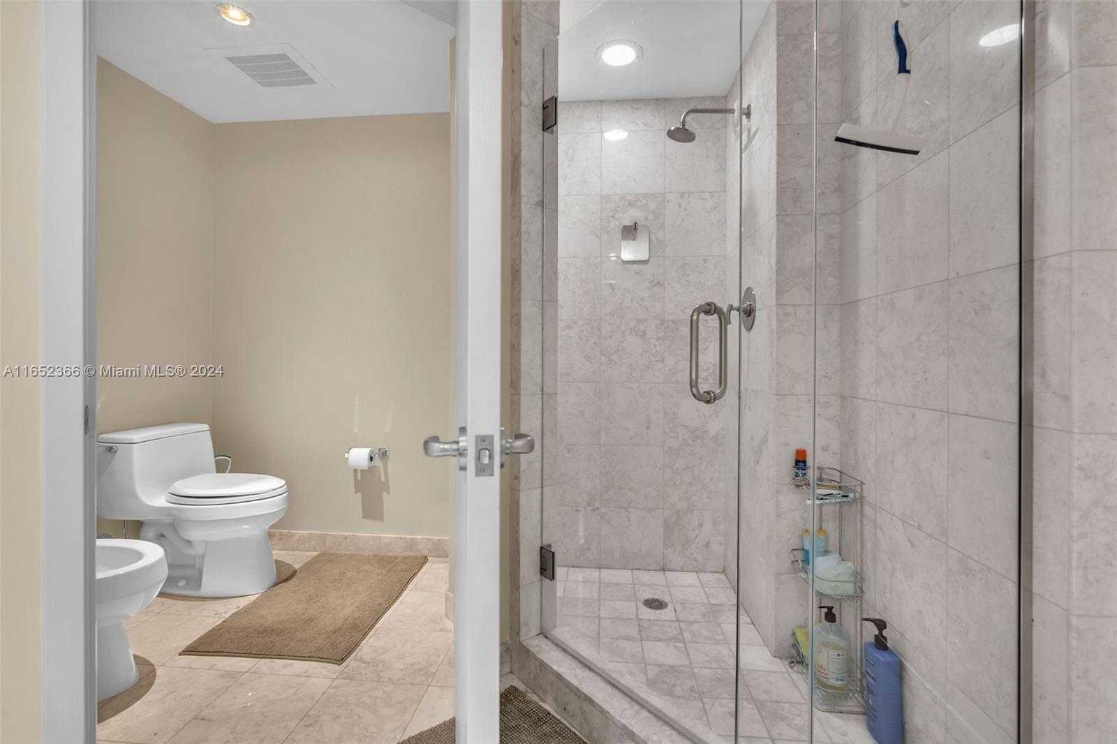 Small Image of 1331 BRICKELL BAY DR #3609, Miami Number 21