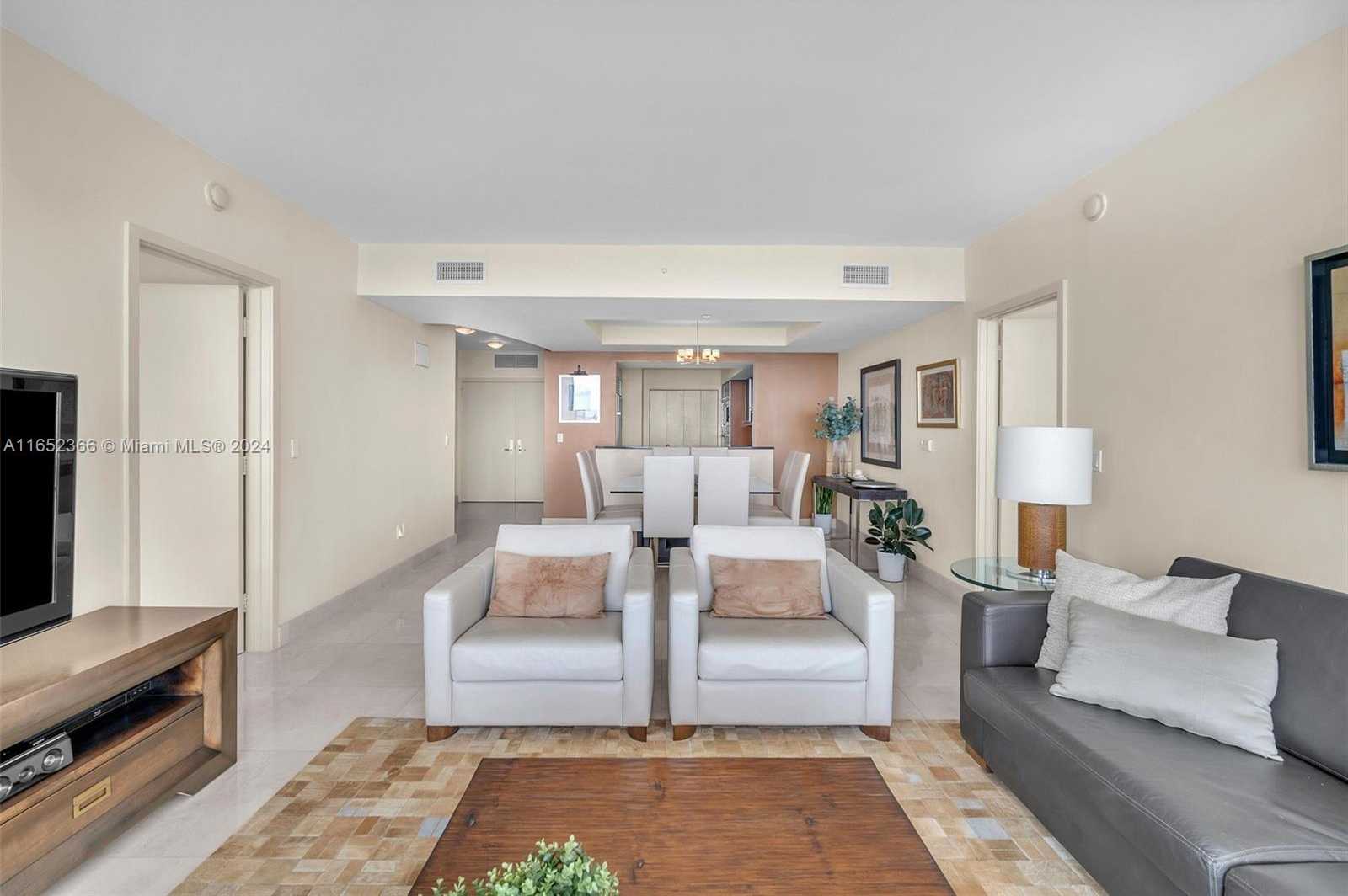 Small Image of 1331 BRICKELL BAY DR #3609, Miami Number 5