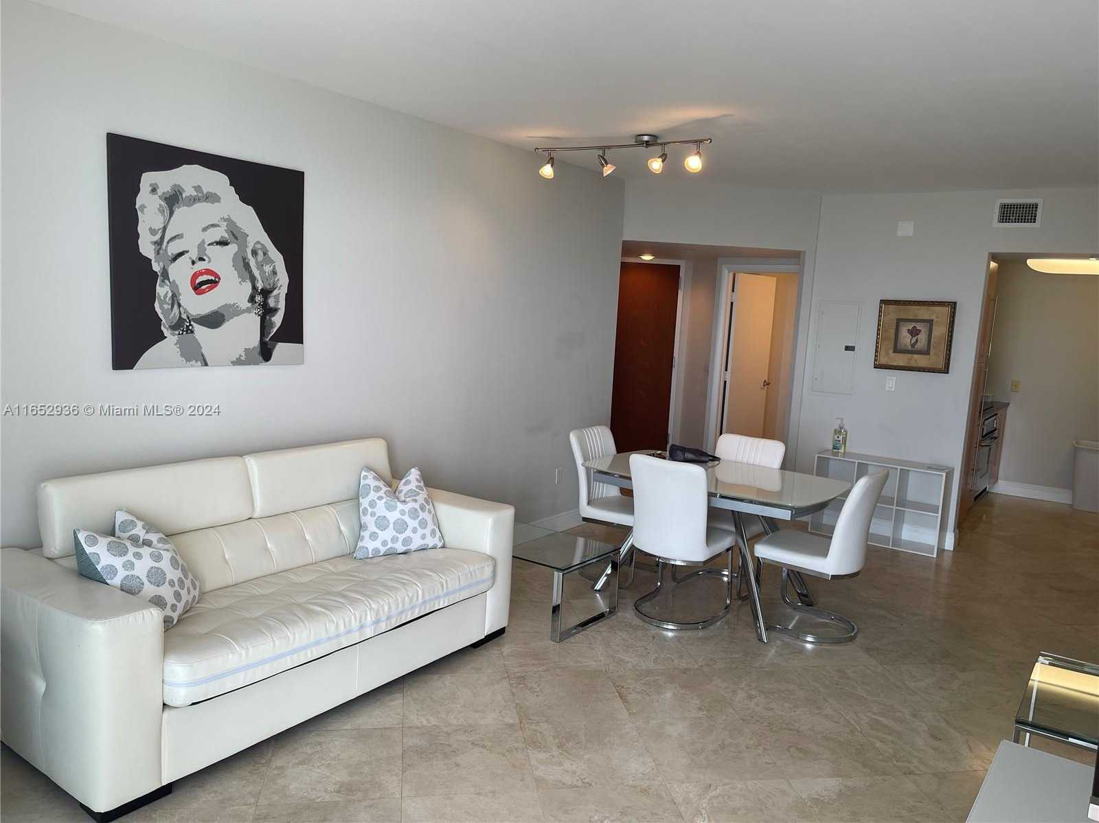 Small Image of 6365 COLLINS AVE #1206, Miami Beach Number 2