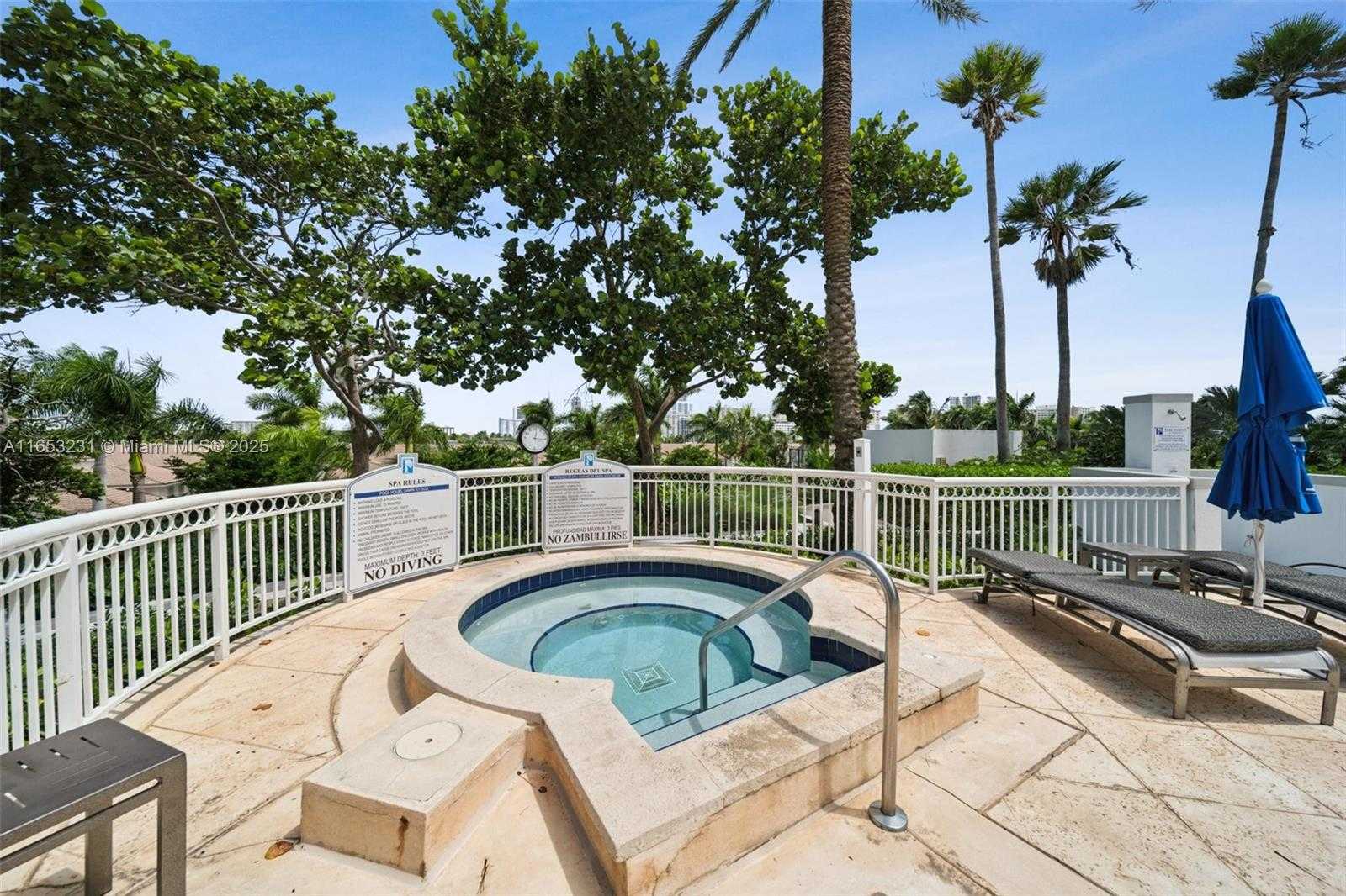 Small Image of 21055 YACHT CLUB DR #3101, Aventura Number 17