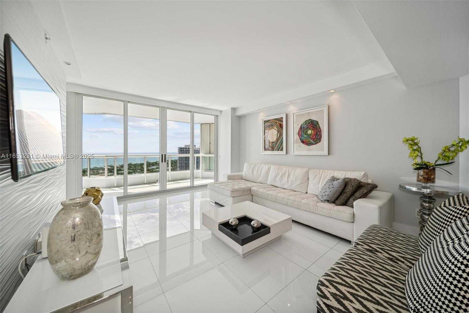 Small Image of 21055 YACHT CLUB DR #3101, Aventura Number 2