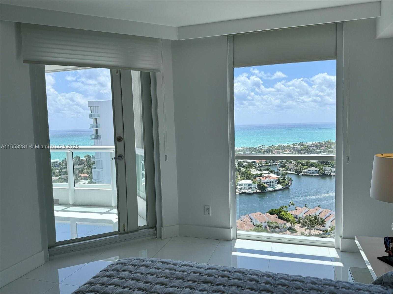 Small Image of 21055 YACHT CLUB DR #3101, Aventura Number 25